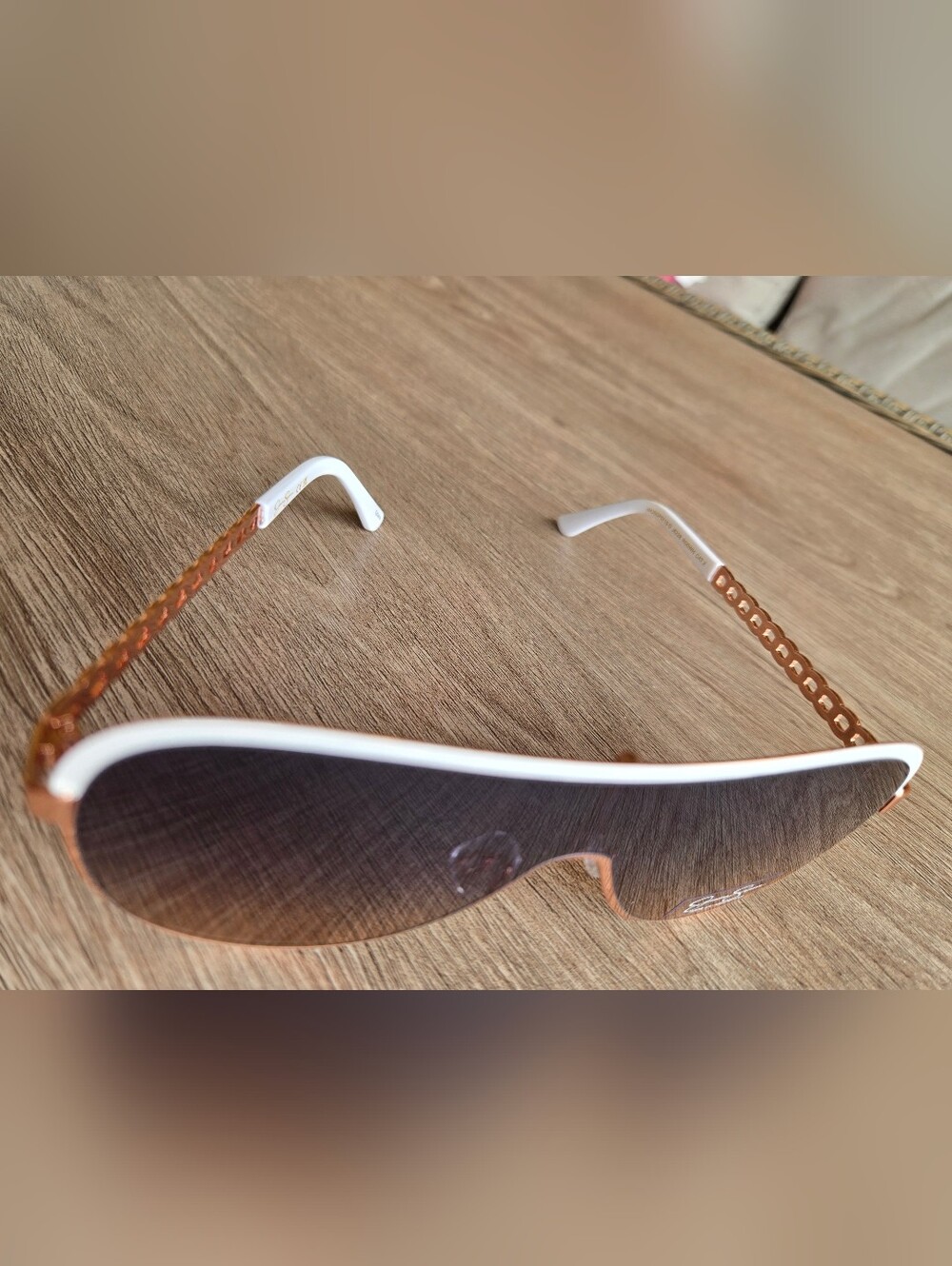 Jessica Simpson White & Rose Gold Shield Sunglasses – NWT✨ - Picture 3 of 5